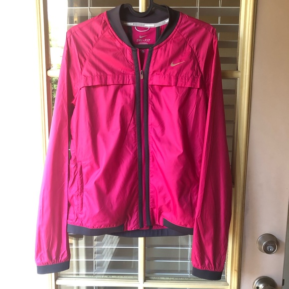 Nike dri fit bomber jacket, running, training - Picture 4 of 7